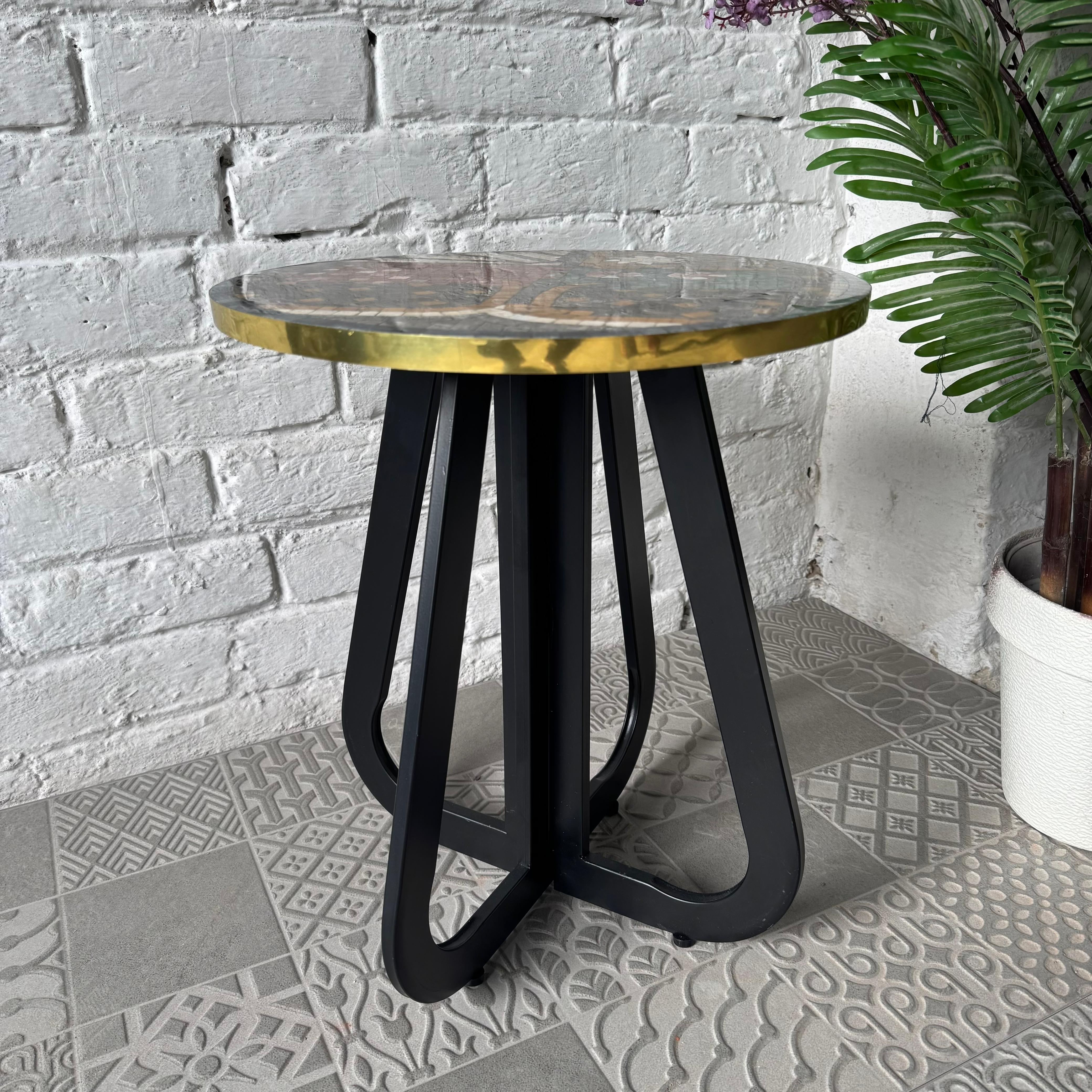 Tree of Eternal Shades Coffee table