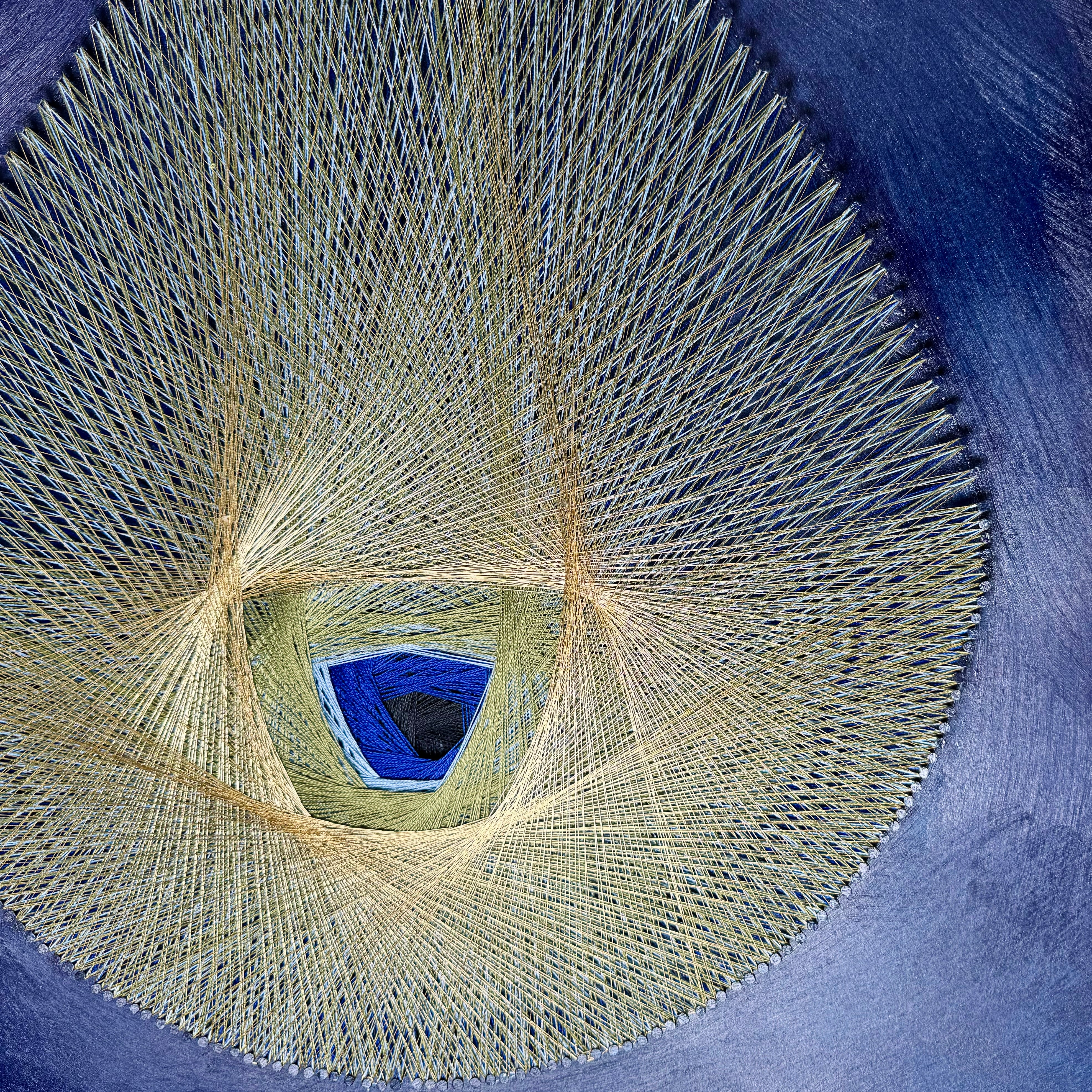 BLUE DIAMOND STRING NAIL WALL ART