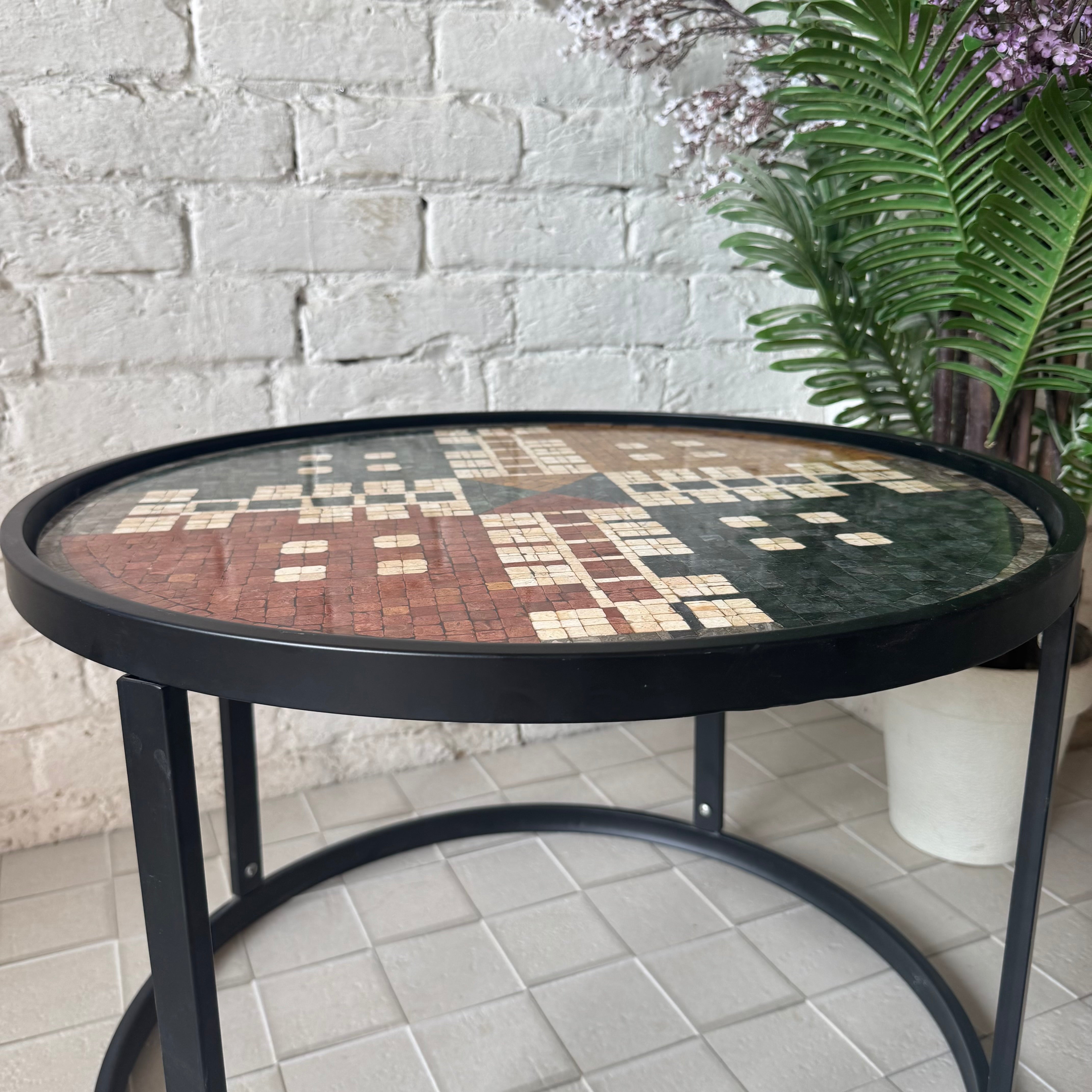 Artisan Stone Coffee Table with Ludo Motif- – A Playful Fusion of Traditional Mosaic Patterns
