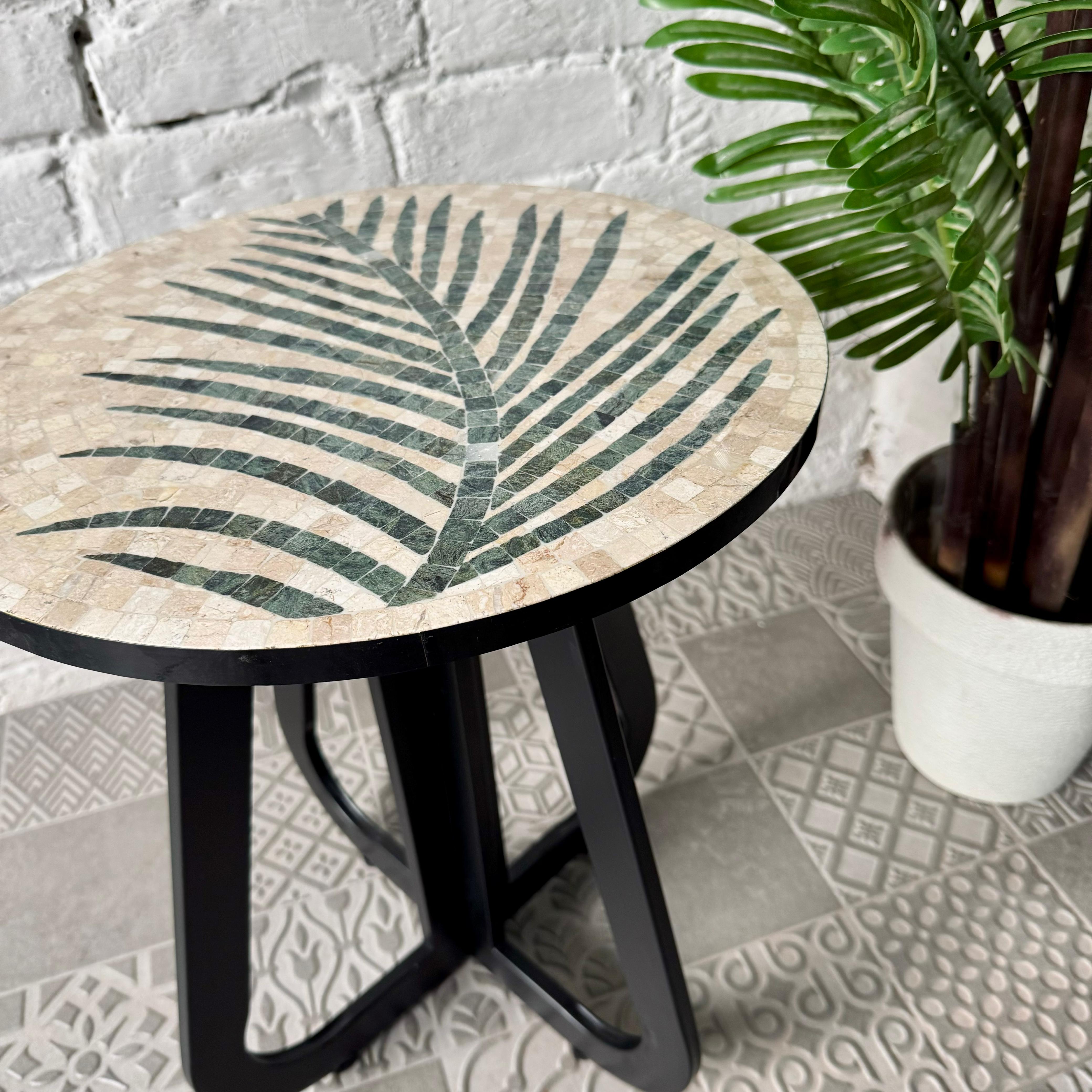 Tea Leaf Stones Coffee Table