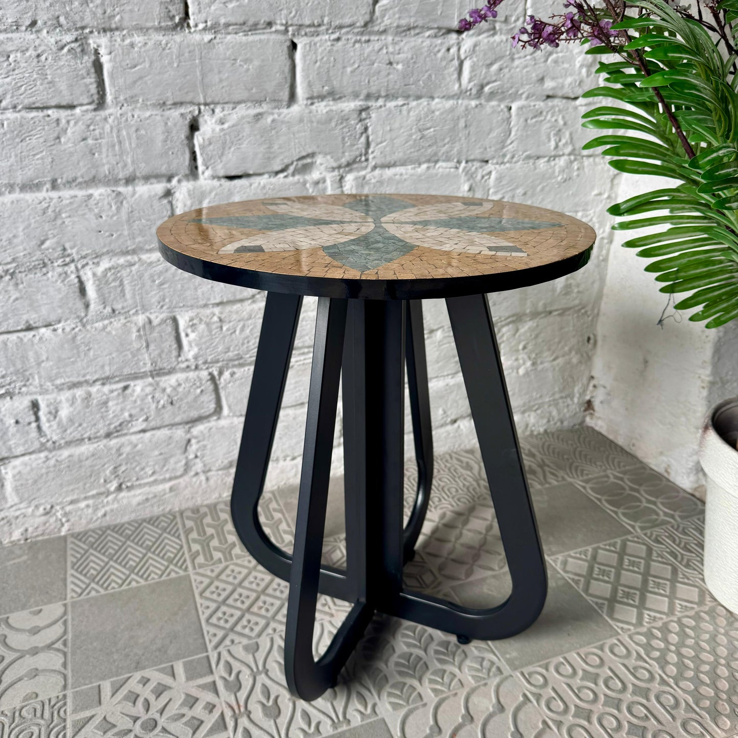 Timeless Petal Design Coffee Table - Infinity Loop Base