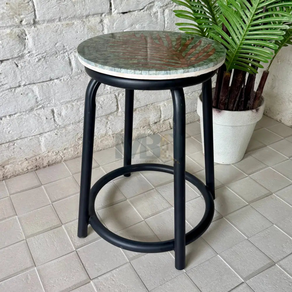 Palm Leaf Mosaic Stool – Western-Inspired Mosaic Art with a Modern Touch 13’’x13’ Top - 19’’ Height